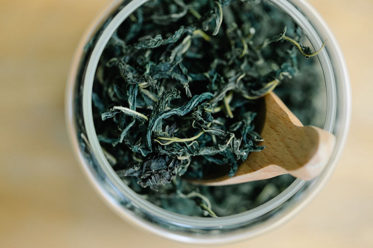 Gâteau de thé Pu-erh compressé traditionnel.