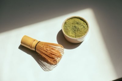 Matcha vs Groene Thee: 1 cruciaal verschil in de teelt