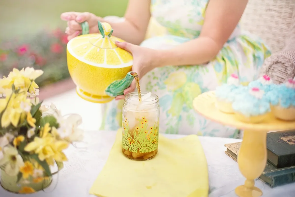 tea, tea time, girl, woman, young woman, lady, tea party, iced tea, drink, lemon, pouring tea, pour, tea, tea, tea, tea, tea, tea party, tea party, lemon, lemon
